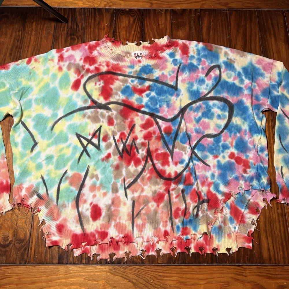 Planet By Lauren G Graffiti Sweater in multi-color tie-dye Cardigan One Size